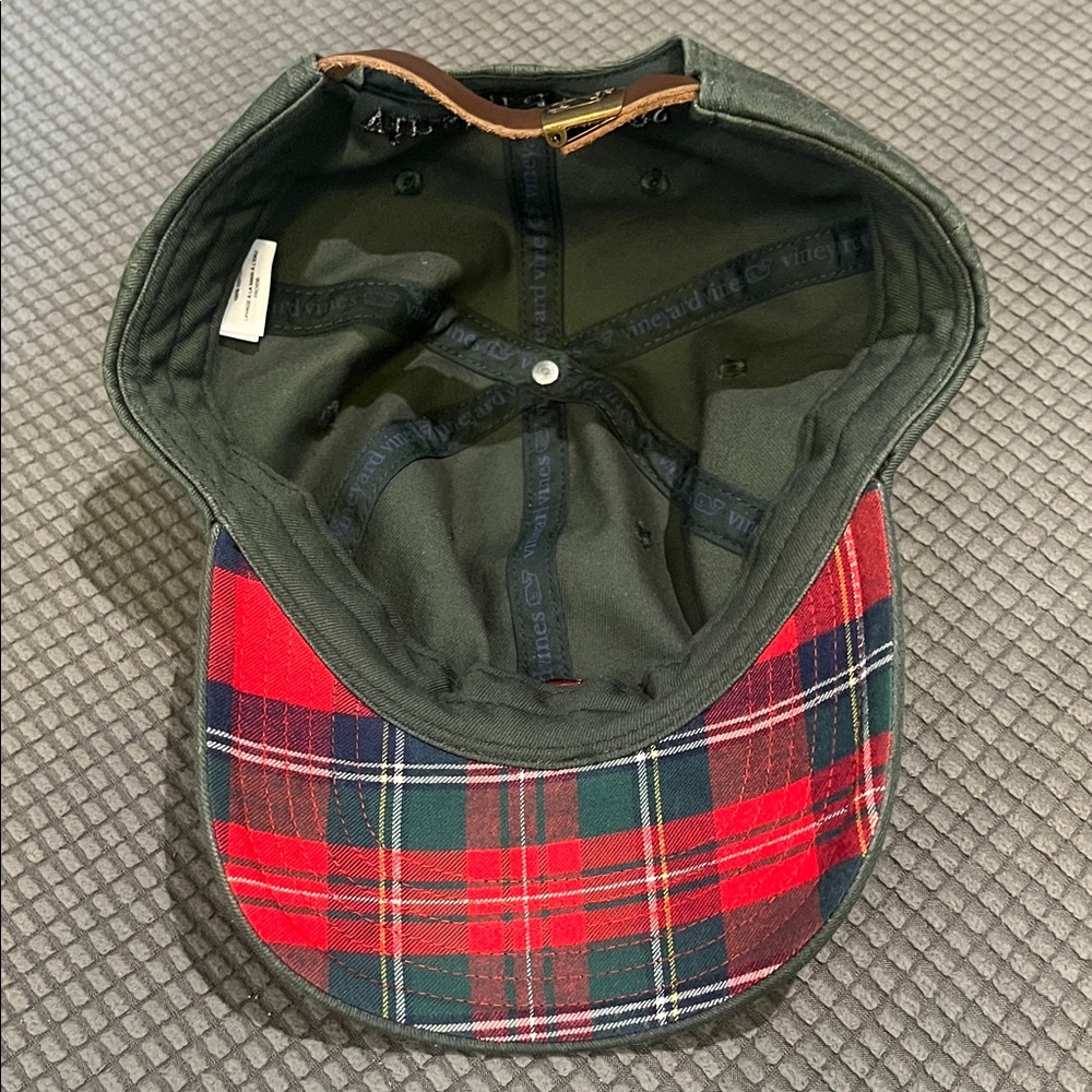 Vineyard Vines Green Hat with Red Whale Logo - Picture 2 of 3